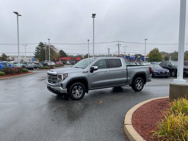 Used 2026 GMC Sierra 1500 SLT AWD/4WD image 1