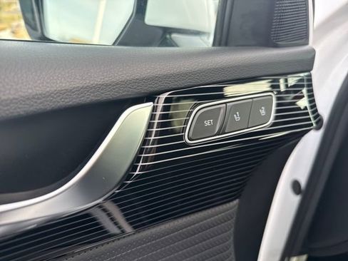 Used 2024 Hyundai Palisade Calligraphy AWD/4WD image 11