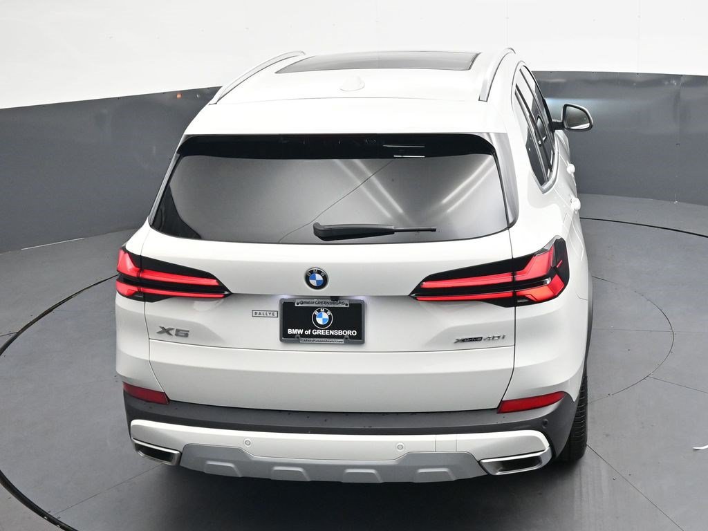 Used 2024 BMW X5 xDrive40i w/ Parking Assistance Package AWD/4WD image 24