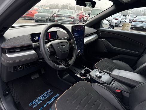 Used 2023 Ford Mustang Mach-E GT image 10