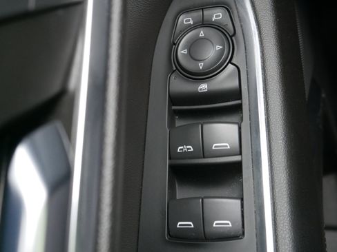 Certified 2023 Chevrolet Silverado 1500 LT AWD/4WD image 27