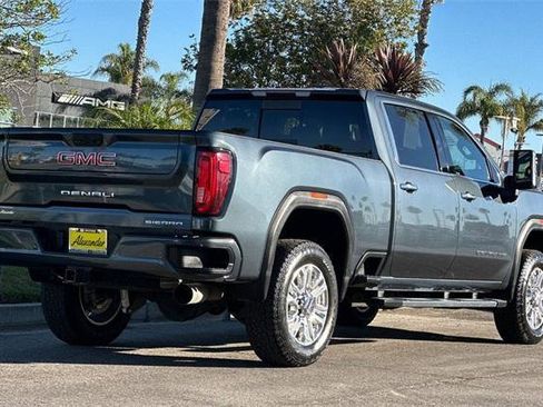 Used 2020 GMC Sierra 2500 Denali image 4