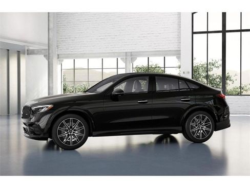 New 2025 Mercedes-Benz GLC 43 AMG 4MATIC Coupe image 36