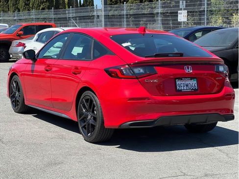 Used 2023 Honda Civic Sport image 6