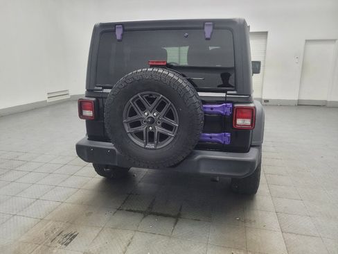 Used 2020 Jeep Wrangler Sport AWD/4WD image 7