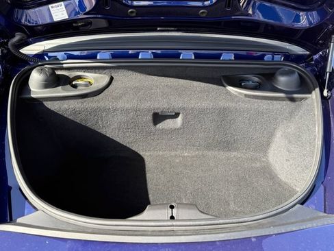 Used 2020 Porsche 718 Boxster RWD image 23