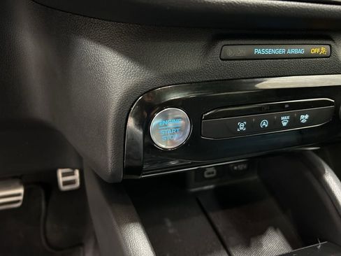 Certified 2024 Ford Escape ST-Line w/ Tech Pack #1 image 18