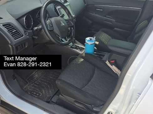 Used 2022 Mitsubishi Outlander Sport ES FWD image 7