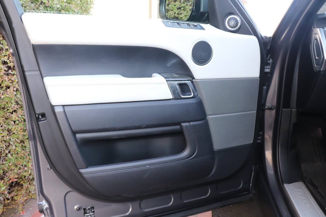 Used 2016 Land Rover Range Rover Sport HSE AWD/4WD image 15