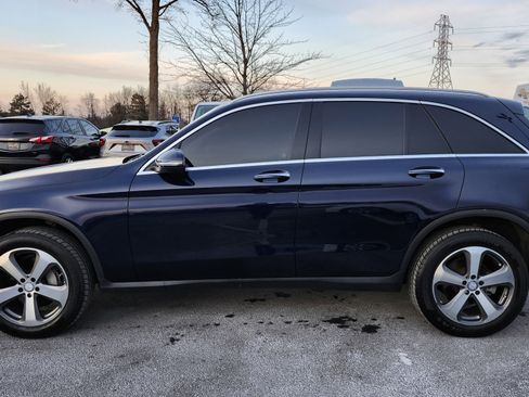 Used 2017 Mercedes-Benz GLC 300 w/ Premium 1 Package image 15