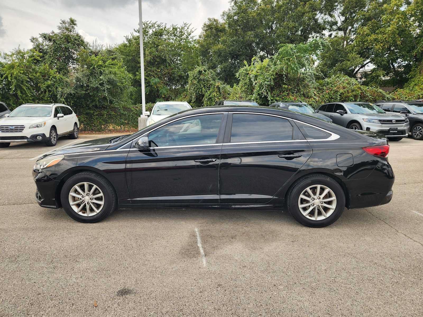 Used 2018 Hyundai Sonata SE FWD image 4