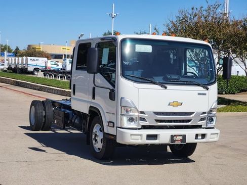 New 2024 Chevrolet Low Cab Forward 4500XD RWD image 2