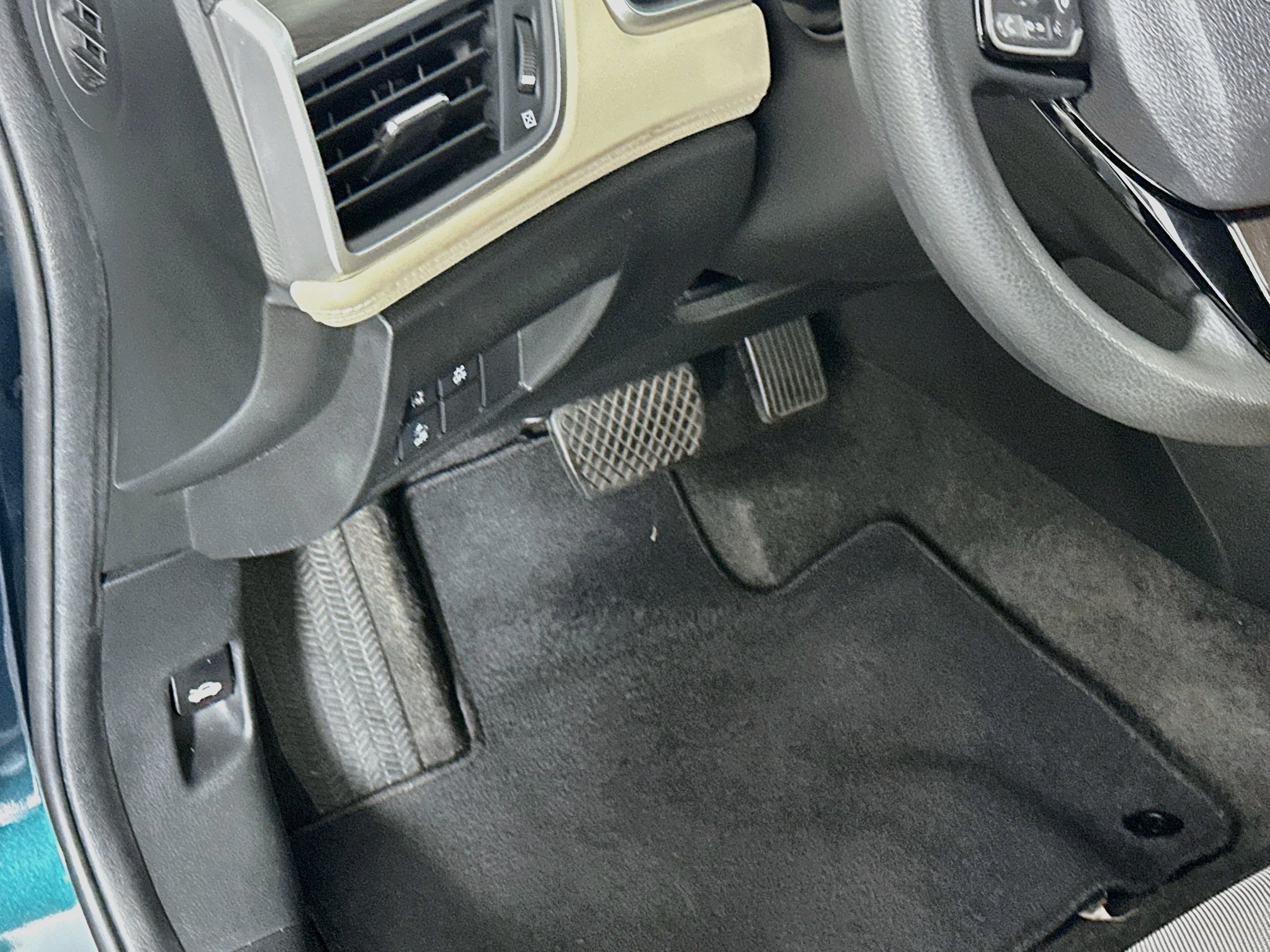 Used 2019 Honda Clarity Plug-In Hybrid image 16
