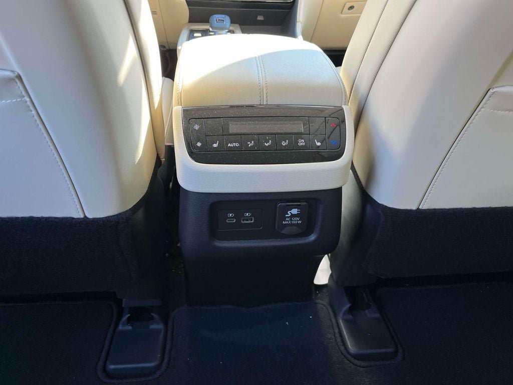 Used 2025 INFINITI QX60 Sensory w/ Vision Package AWD/4WD image 14