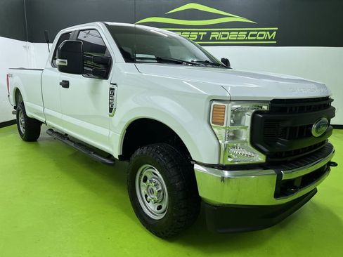 Used 2022 Ford F250 XL w/ Power Equipment Group AWD/4WD image 2
