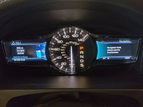 Used 2015 Lincoln MKX FWD w/ Equipment Group 102A image 23