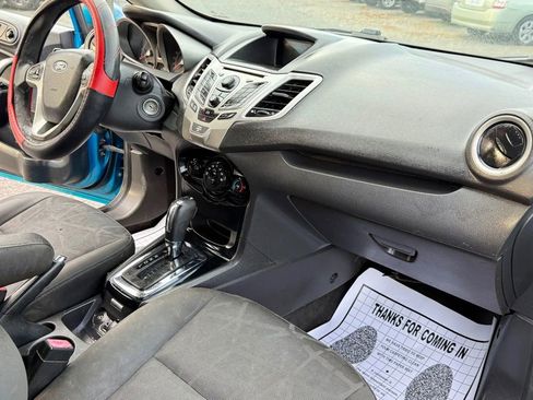 Used 2013 Ford Fiesta SE image 11