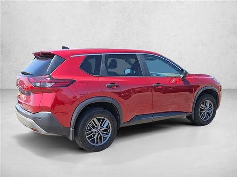 Used 2023 Nissan Rogue S FWD image 5