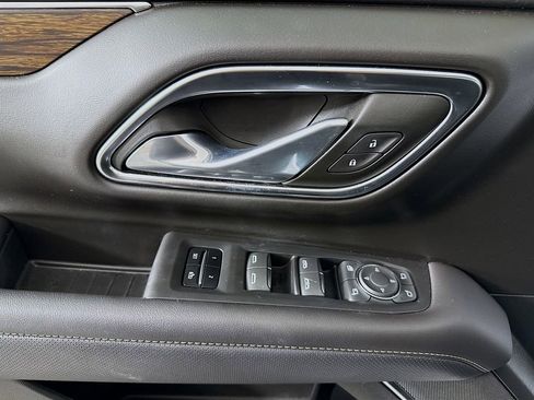 Used 2024 Chevrolet Tahoe Premier image 18