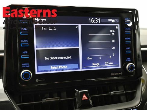 Used 2022 Toyota Corolla LE FWD image 18