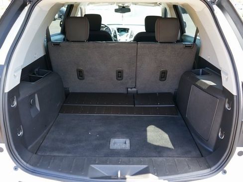 Used 2012 Chevrolet Equinox LT image 3