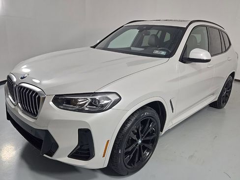 Used 2022 BMW X3 xDrive30i w/ M Sport Package image 3