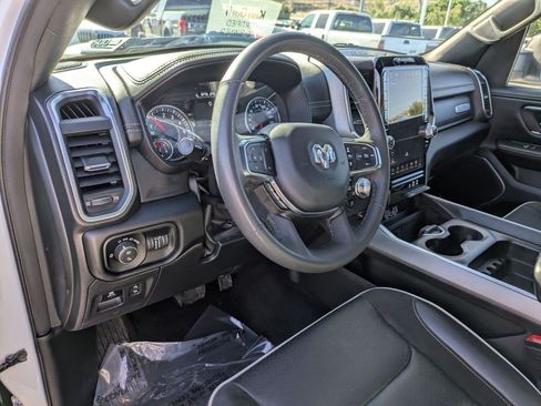 Used 2025 RAM 1500 Laramie w/ Sport Appearance Package AWD/4WD image 14