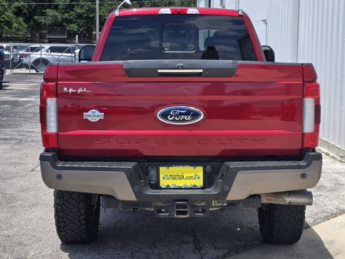 Used 2019 Ford F350 King Ranch w/ King Ranch Ultimate Package AWD/4WD image 6
