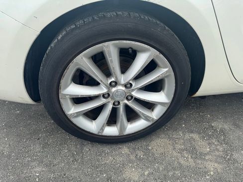 Used 2013 Buick Verano FWD image 37