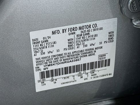 Used 2024 Ford Explorer XLT w/ Equipment Group 202A image 12