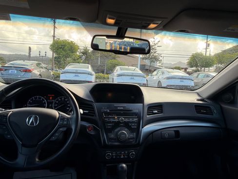 Used 2015 Acura ILX w/ Technology Package FWD image 10