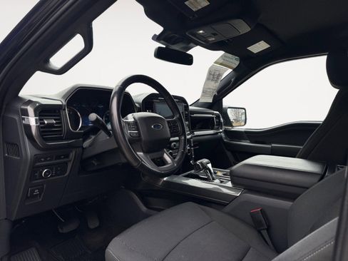 Certified 2022 Ford F150 XLT w/ Equipment Group 302A High image 9