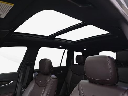 Used 2023 Cadillac XT6 Premium Luxury w/ LPO, Floor Liner Package FWD image 26