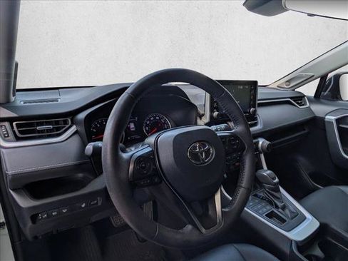 Used 2021 Toyota RAV4 XLE Premium AWD/4WD image 10