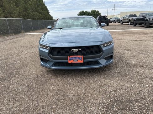 Used 2024 Ford Mustang Coupe RWD image 9