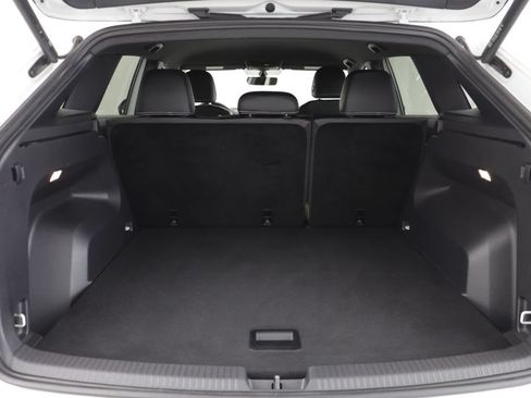 Used 2023 Volkswagen Atlas Cross Sport SE w/ Black Wheel Package AWD/4WD image 17
