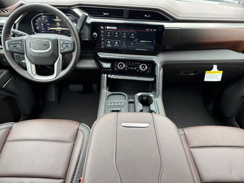 New 2026 GMC Sierra 2500 Denali w/ Denali Reserve Package image 14