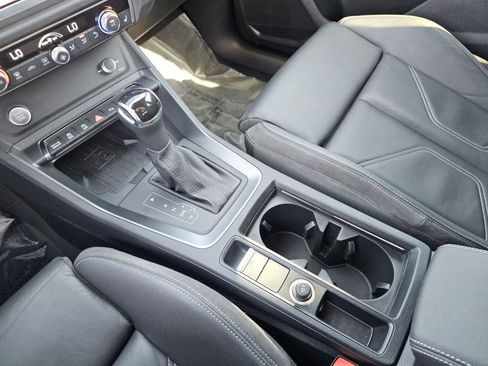 Used 2020 Audi Q3 2.0T Premium Plus image 34