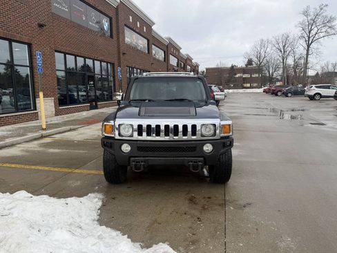 Used 2008 HUMMER H3 Luxury image 3