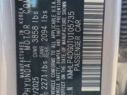 New 2026 Hyundai Elantra Limited image 34