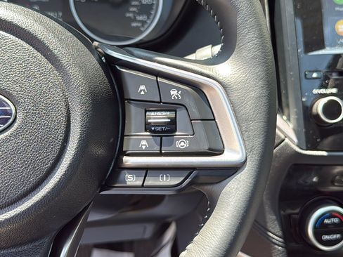 Certified 2023 Subaru Forester Limited AWD/4WD image 15