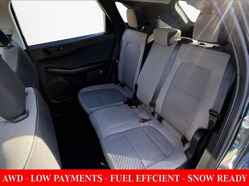 Used 2022 Ford Escape SE w/ Cold Weather Package image 20