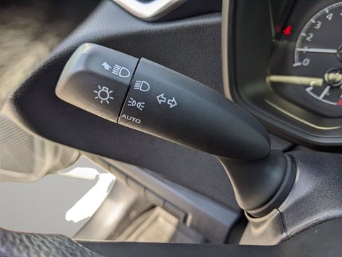 Used 2022 Toyota Corolla LE FWD image 27