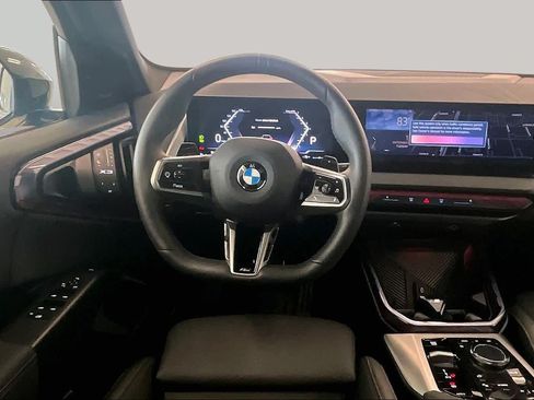 Used 2025 BMW X3 xDrive30i w/ M Sport Package AWD/4WD image 5