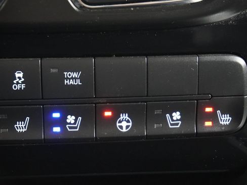 Used 2018 RAM 1500 Sport w/ Convenience Group AWD/4WD image 22