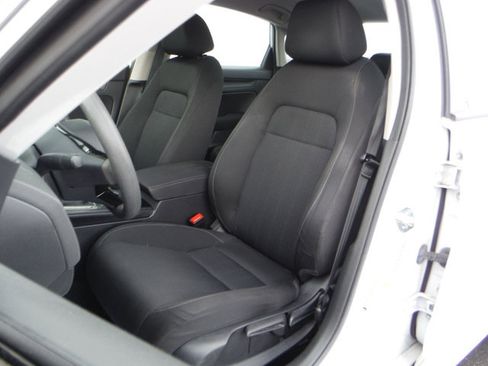 Used 2023 Honda Civic LX image 12