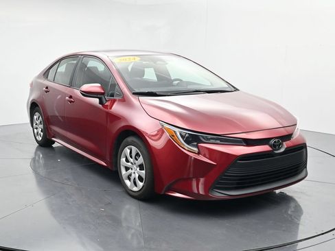 Used 2024 Toyota Corolla LE FWD image 2