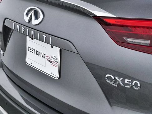 Used 2020 INFINITI QX50 Luxe w/ Navigation Package AWD/4WD image 36