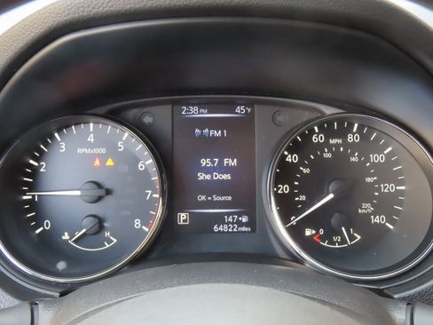 Used 2018 Nissan Rogue Sport S w/ S Appearance Package image 17