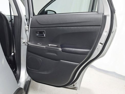 Used 2024 Mitsubishi Outlander Sport SE image 31